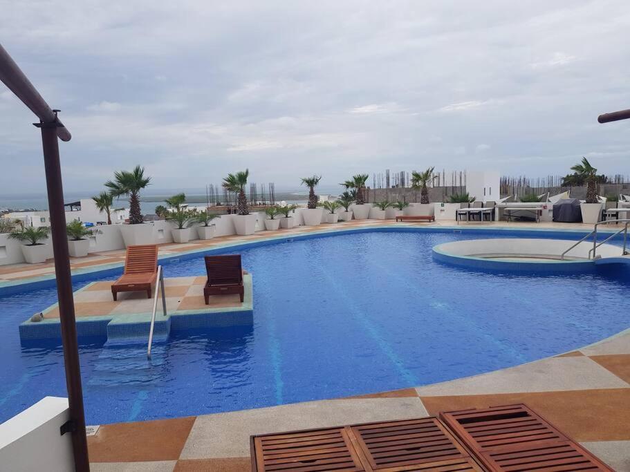 Condo En Torres Cantera De 2 Recamaras 2 1/2 Banos 라파스 외부 사진